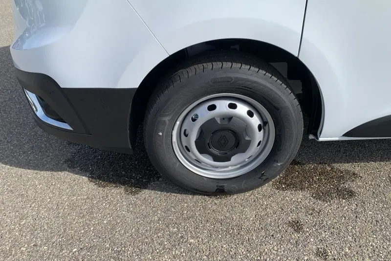 Utilitaire renault BLUE DCI 130 L2H1 3T GSR2 EXTRA 4 portes neuf moins cher par mandataire - photo 22