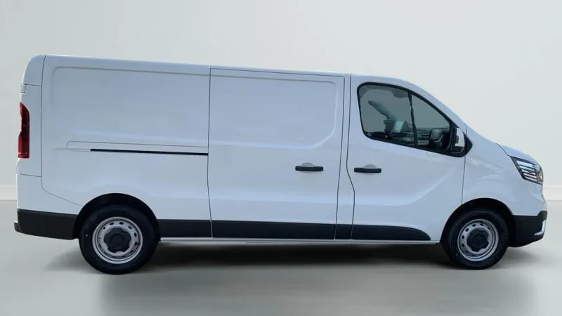 Utilitaire renault BLUE DCI 130 L2H1 3T GSR2 EXTRA 4 portes neuf moins cher par mandataire - photo 8