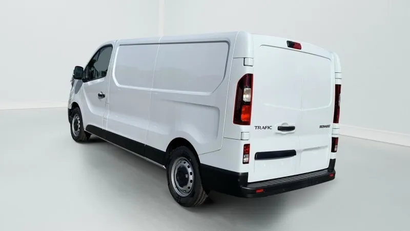 Utilitaire renault BLUE DCI 130 L2H1 3T GSR2 EXTRA 4 portes neuf moins cher par mandataire - photo 5