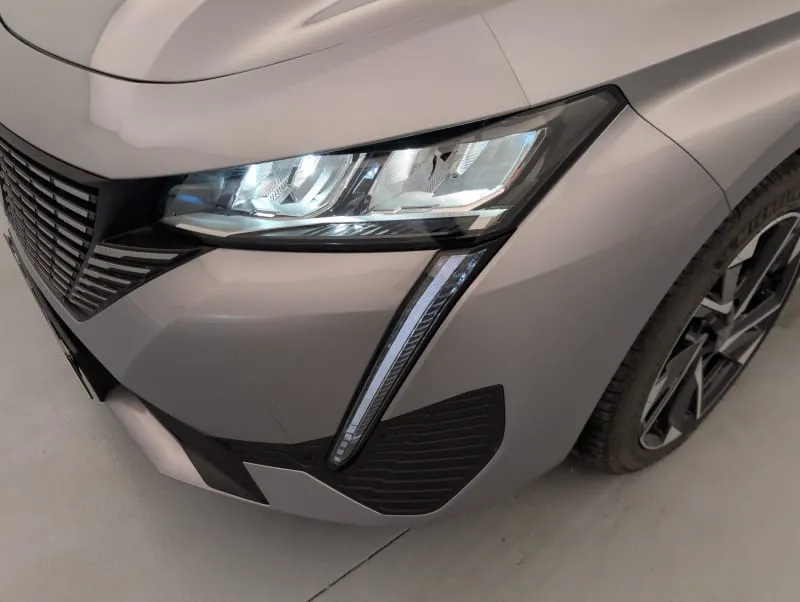 PEUGEOT 308 SW PHEV 180 e-EAT8 Allure Pack - photo 22