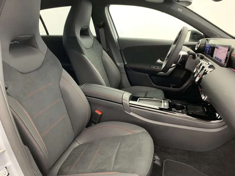 mercedes MERCEDES CLASSE A 200 d 8G-DCT AMG Line - 5 portes neuve moins chère - photo 9