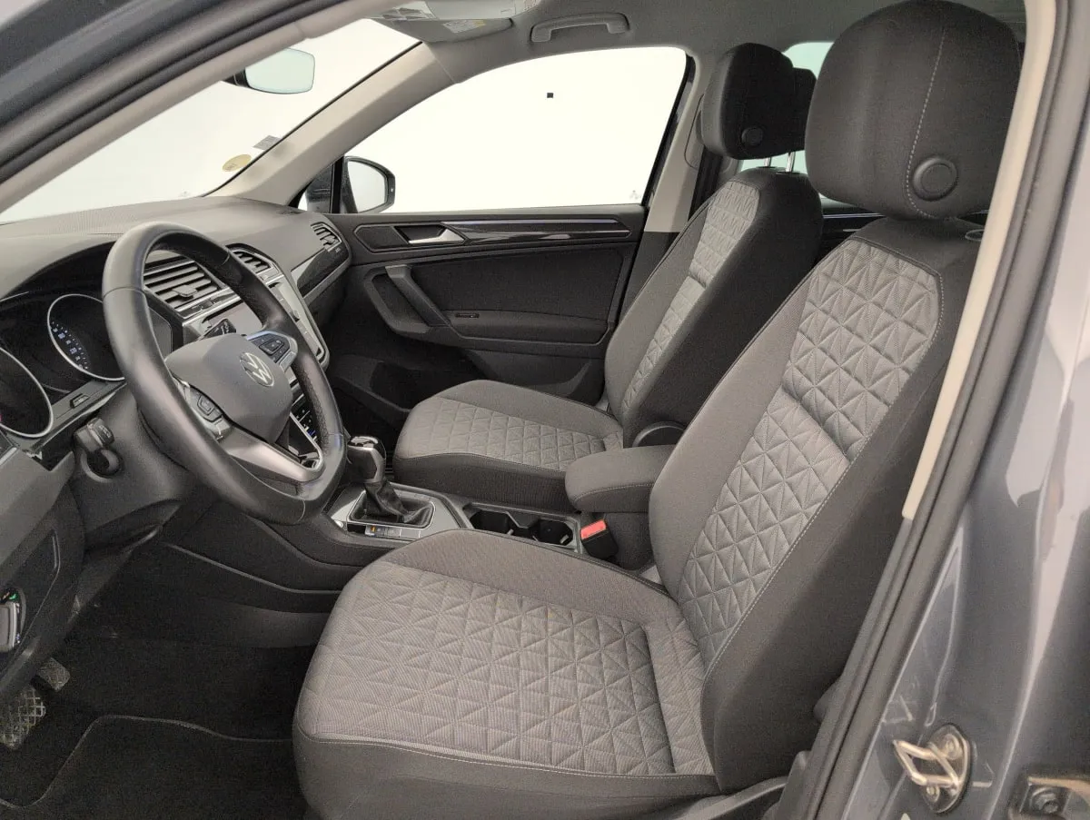 Acheter une volkswagen VOLKSWAGEN Tiguan 2.0 TDI 150CH DSG7 LIFE BUSINESS d’occasion avec 56166km disponible immédiatement - photo 16