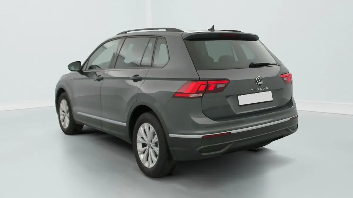 Acheter une volkswagen VOLKSWAGEN Tiguan 2.0 TDI 150CH DSG7 LIFE BUSINESS d’occasion avec 56166km disponible immédiatement - photo 5