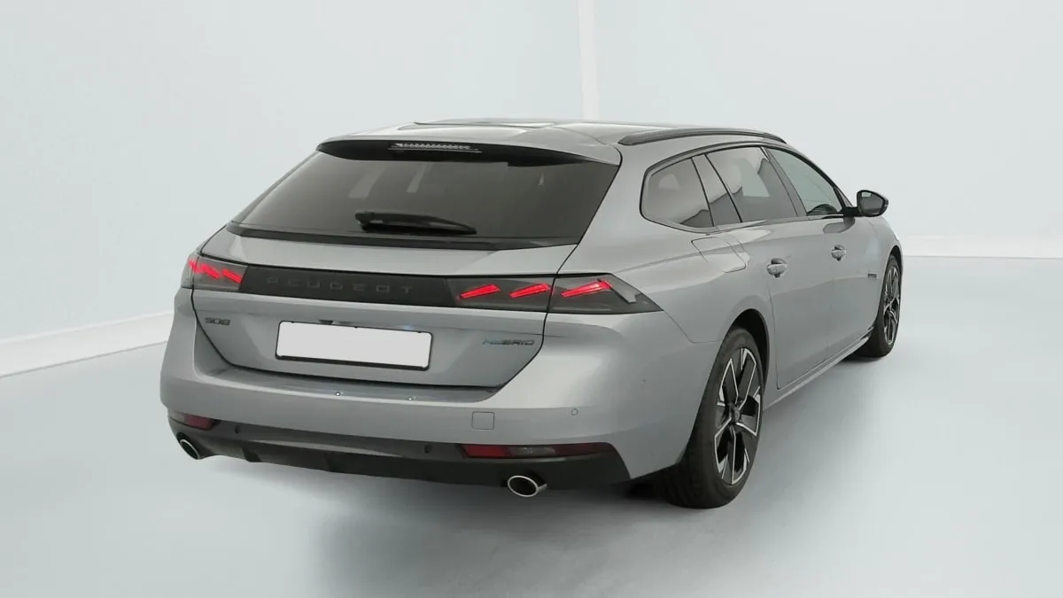 Acheter une peugeot Hybrid 225 e-EAT8 Allure d’occasion avec 859km disponible immédiatement - photo 7