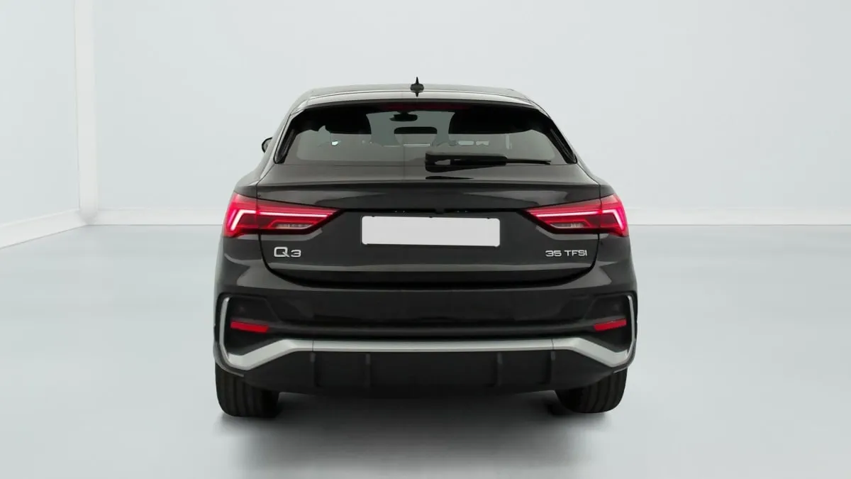 Acheter une audi 35 TFSI 150 ch S tronic 7 S line d’occasion avec 38154km disponible immédiatement - photo 6