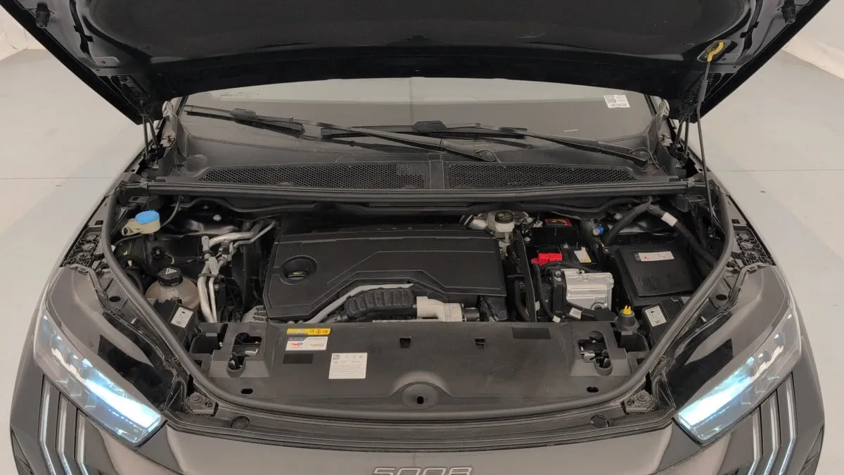 Acheter une peugeot HYBRID 145CH E-DCS6 GT d’occasion avec 21483km disponible immédiatement - photo 23