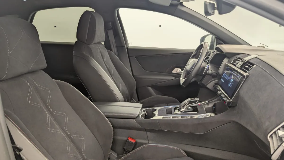 Acheter une ds Hybride Rechargeable E-Tense 300 EAT8 4x4 Performance Line + d’occasion avec 19850km disponible immédiatement - photo 6