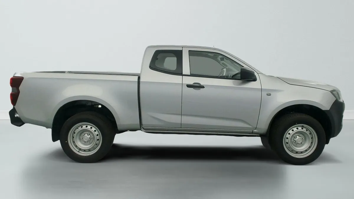 Utilitaire isuzu 2.2L SPACE CABINE M T B-STRONG 2 portes neuf moins cher par mandataire - photo 10