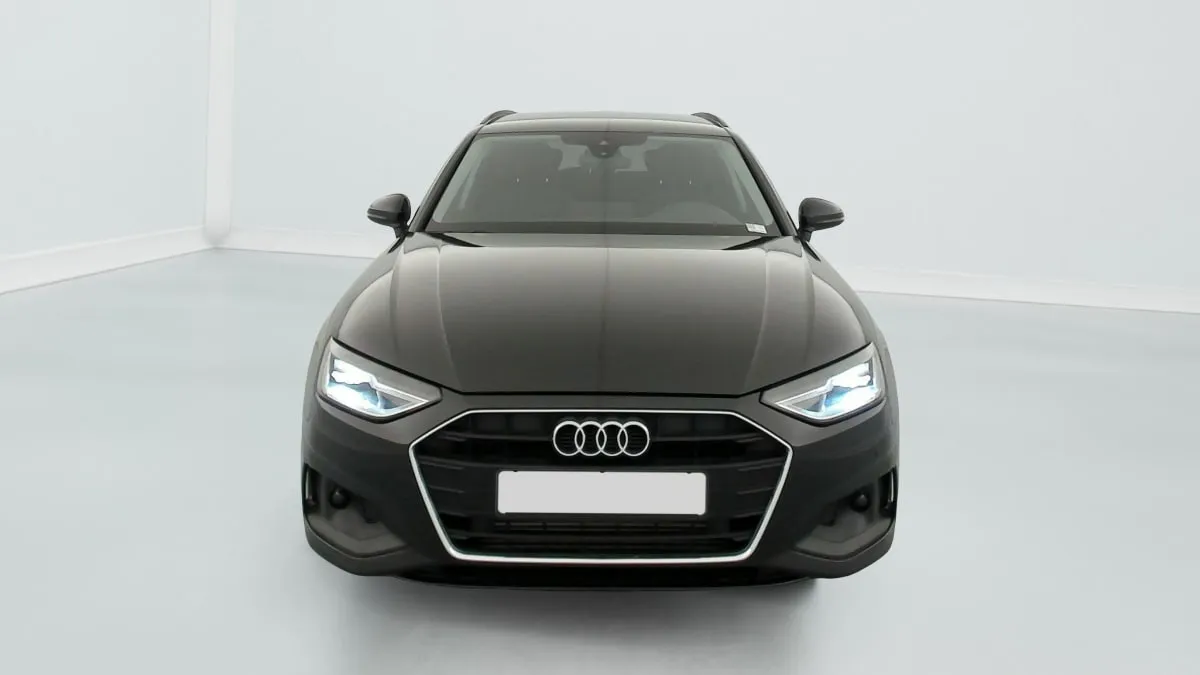 Acheter une audi AUDI A4 AVANT 35 TFSI 150 S tronic 7 Design d’occasion avec 43057km disponible immédiatement - photo 2