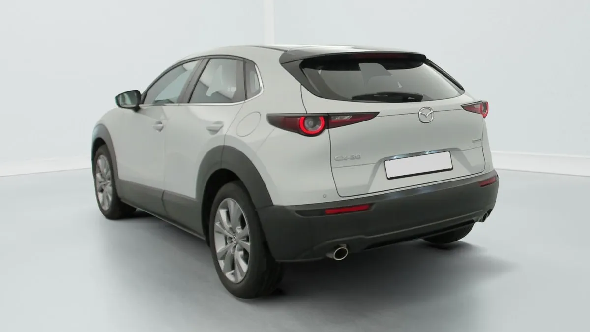Acheter une mazda 2.0L E-SKYACTIV G M HYBRID 122 CH 4X2 BVA6 EXCLUSIVE-LINE d’occasion avec 13241km disponible immédiatement - photo 5