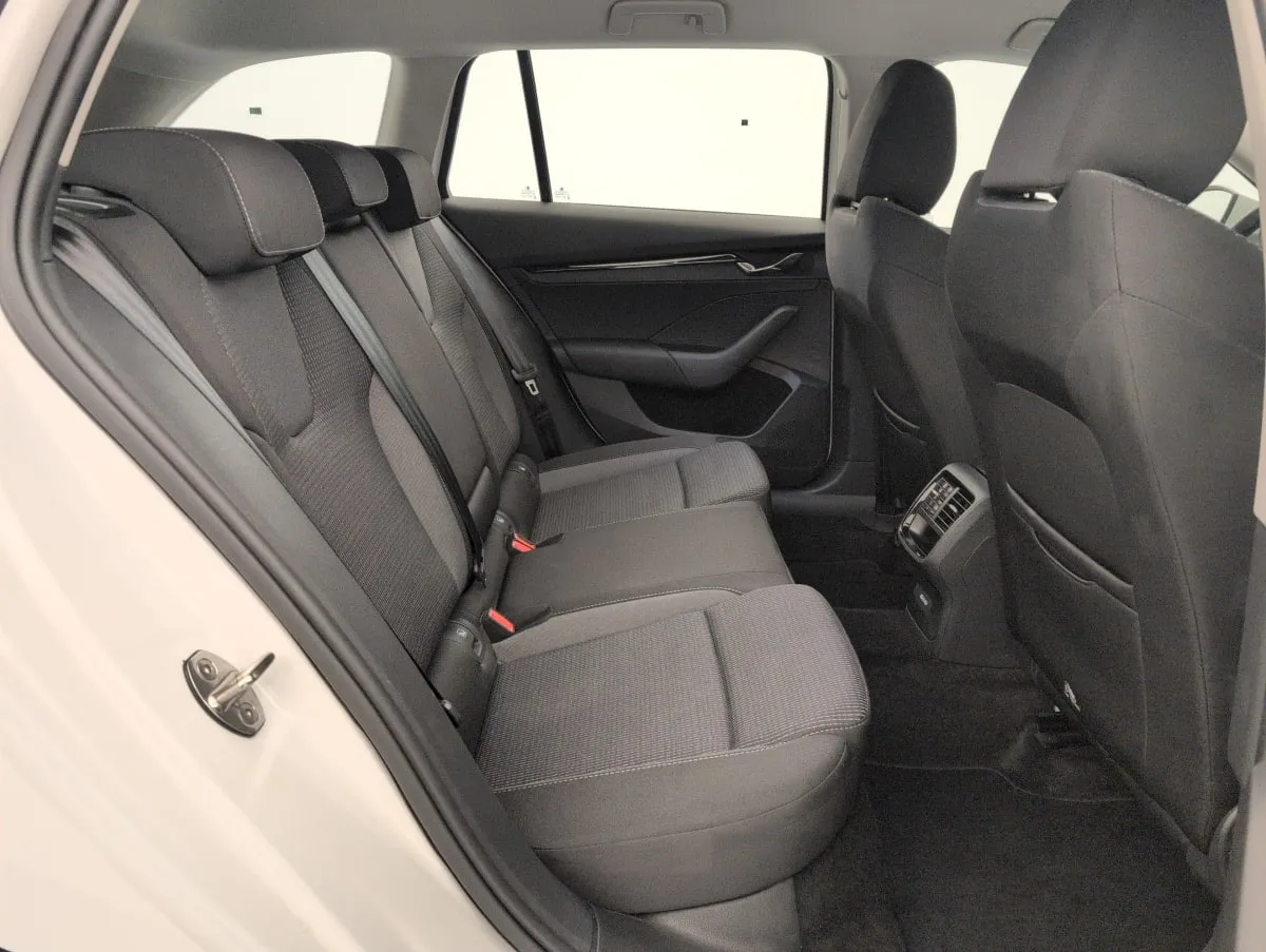 Acheter une skoda 2.0 TDI 150 CH DSG7 BUSINESS d’occasion avec 57829km disponible immédiatement - photo 10