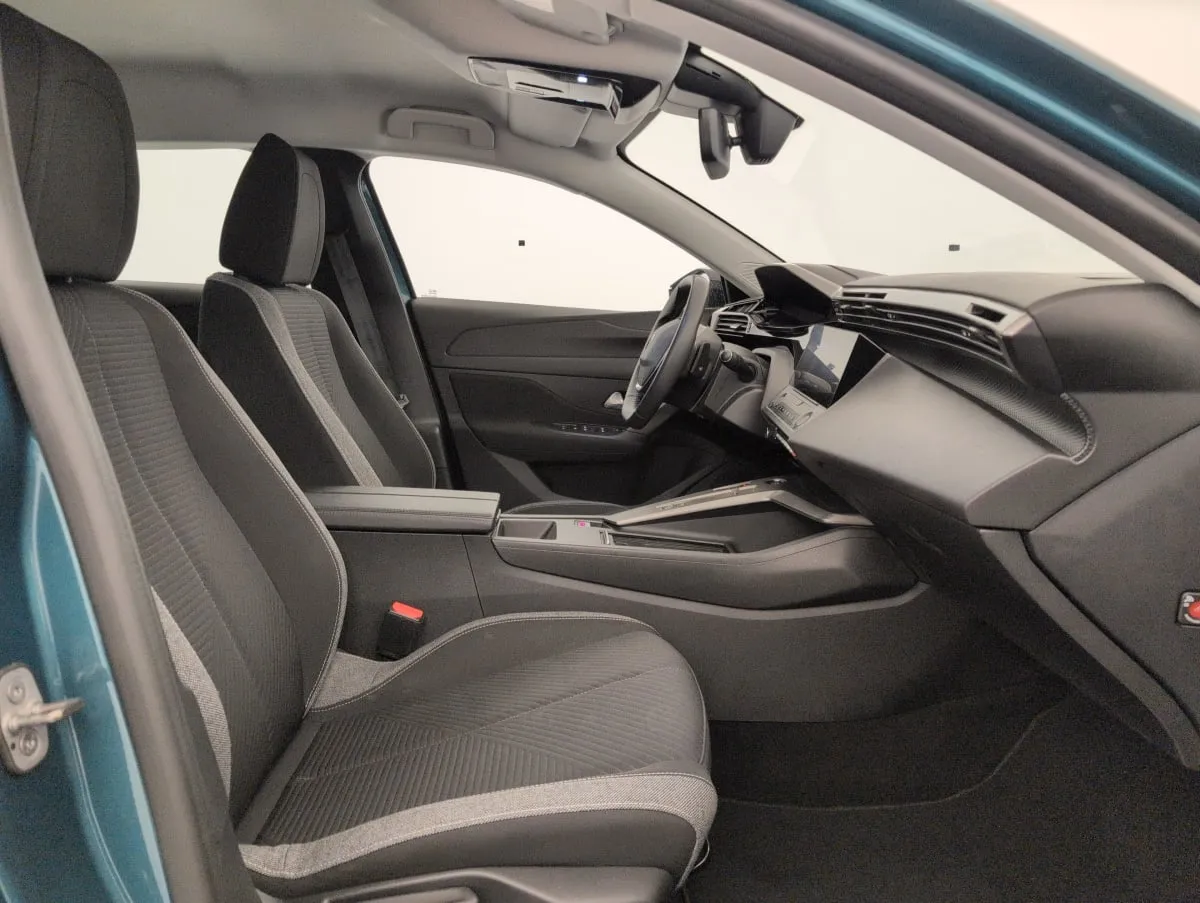 Acheter une peugeot PURETECH 130CH S S EAT8 ACTIVE PACK d’occasion avec 59218km disponible immédiatement - photo 9