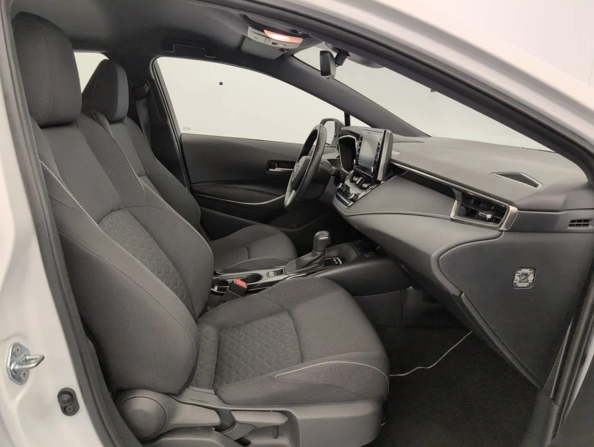 Acheter une toyota COROLLA PRO HYBRIDE 122H DYNAMIC BUSINESS d’occasion avec 27105km disponible immédiatement - photo 9
