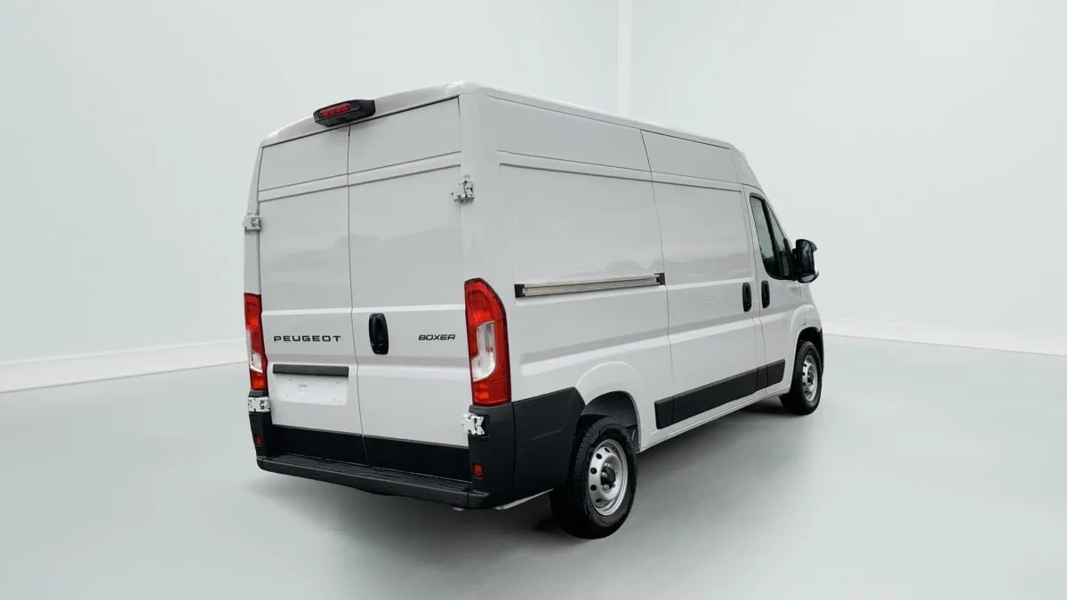 Utilitaire peugeot BOXER FGN DIESEL 140 CH L2H2 3.3 T MANUELLE ACTIVE 4 portes neuf moins cher par mandataire - photo 7