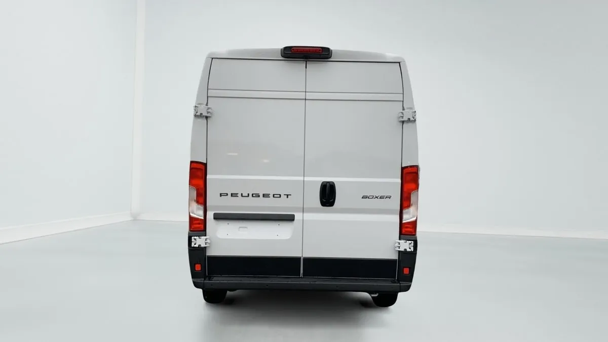 Utilitaire peugeot BOXER FGN DIESEL 140 CH L2H2 3.3 T MANUELLE ACTIVE 4 portes neuf moins cher par mandataire - photo 6