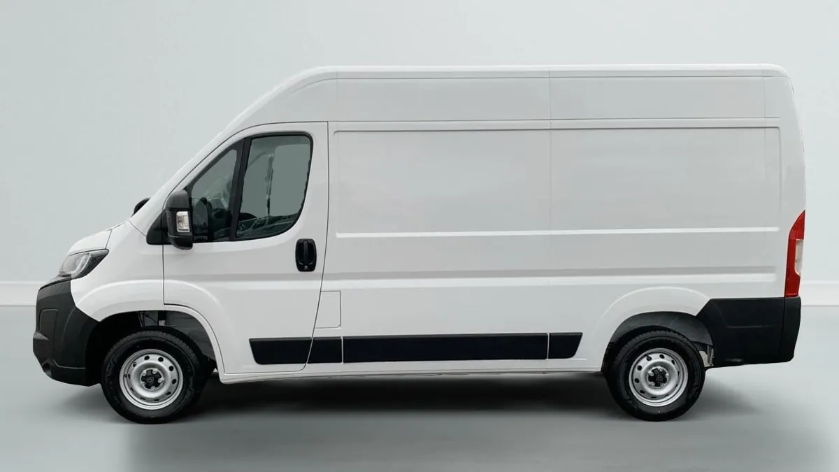 Utilitaire peugeot BOXER FGN DIESEL 140 CH L2H2 3.3 T MANUELLE ACTIVE 4 portes neuf moins cher par mandataire - photo 4