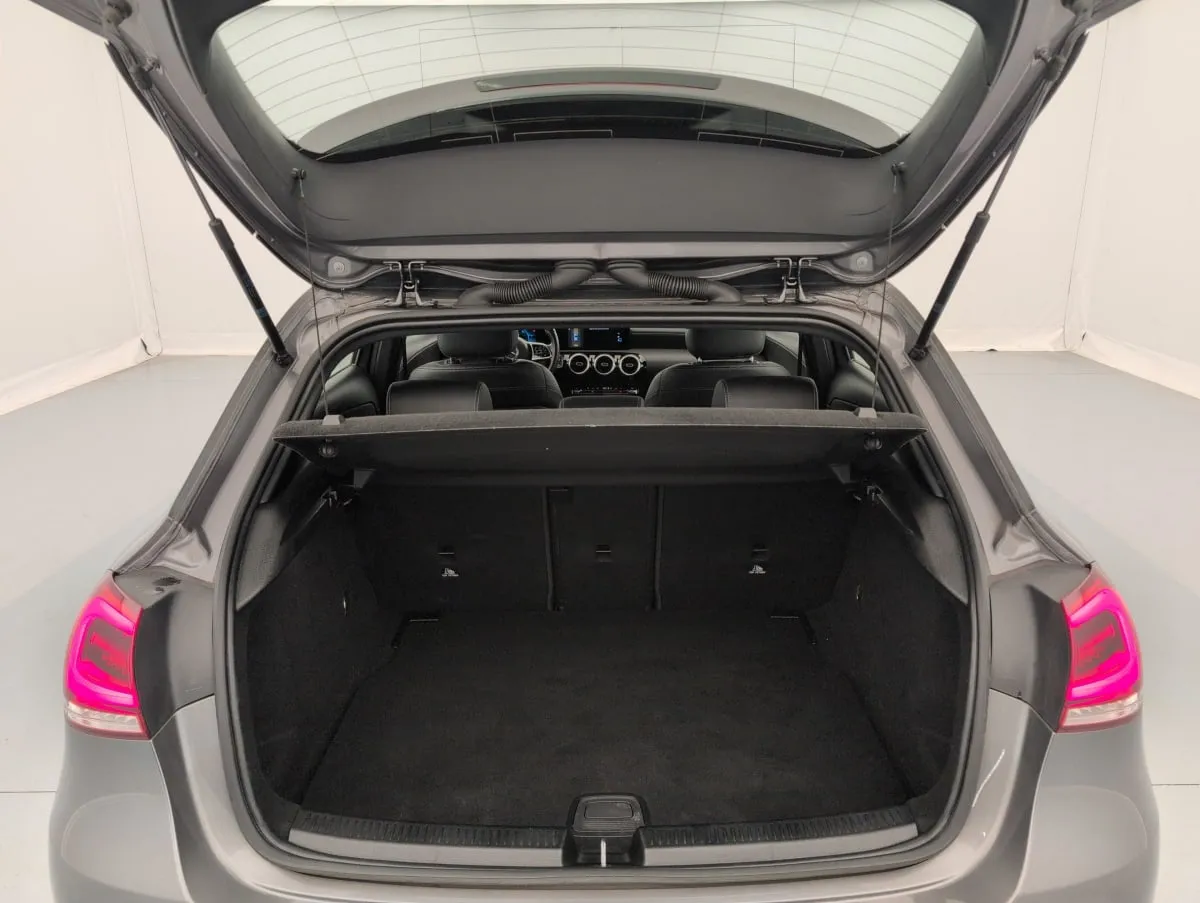 Acheter une mercedes 180 D BM6 BUSINESS LINE d’occasion avec 65406km disponible immédiatement - photo 11