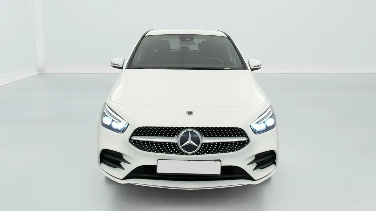 Acheter une mercedes 200 d 8G-DCT AMG Line d’occasion avec 85935km disponible immédiatement - photo 2