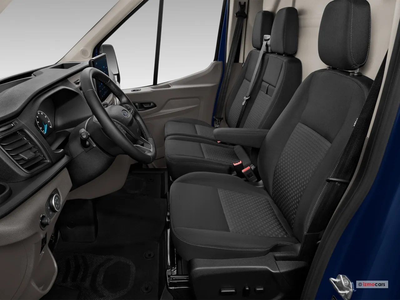 Utilitaire ford E-TRANSIT FGN 390 L3H2 269 CH BATTERIE 75 KWH 4 portes neuf moins cher par mandataire - photo 15