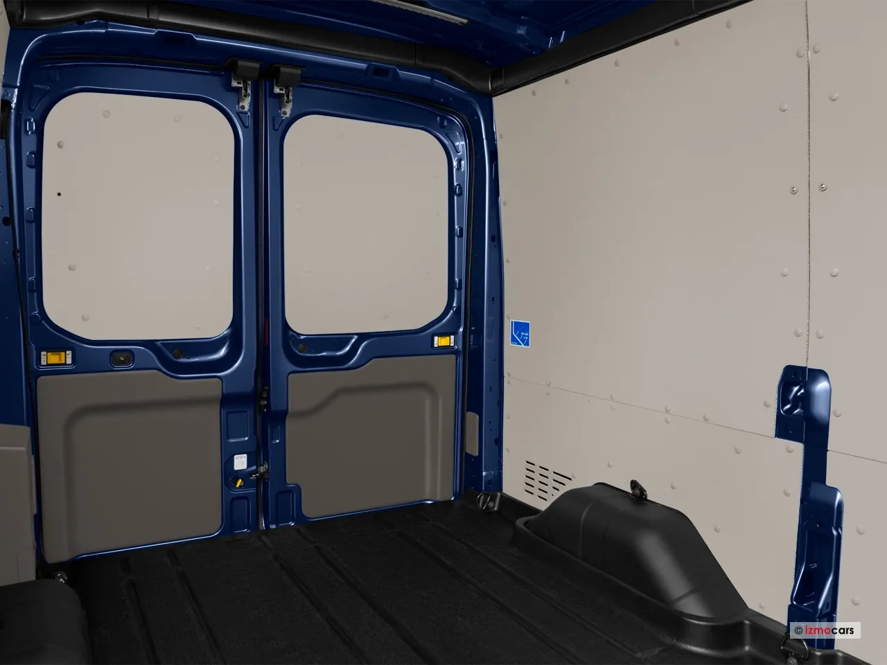 Utilitaire ford E-TRANSIT FGN 390 L3H2 269 CH BATTERIE 75 KWH 4 portes neuf moins cher par mandataire - photo 16