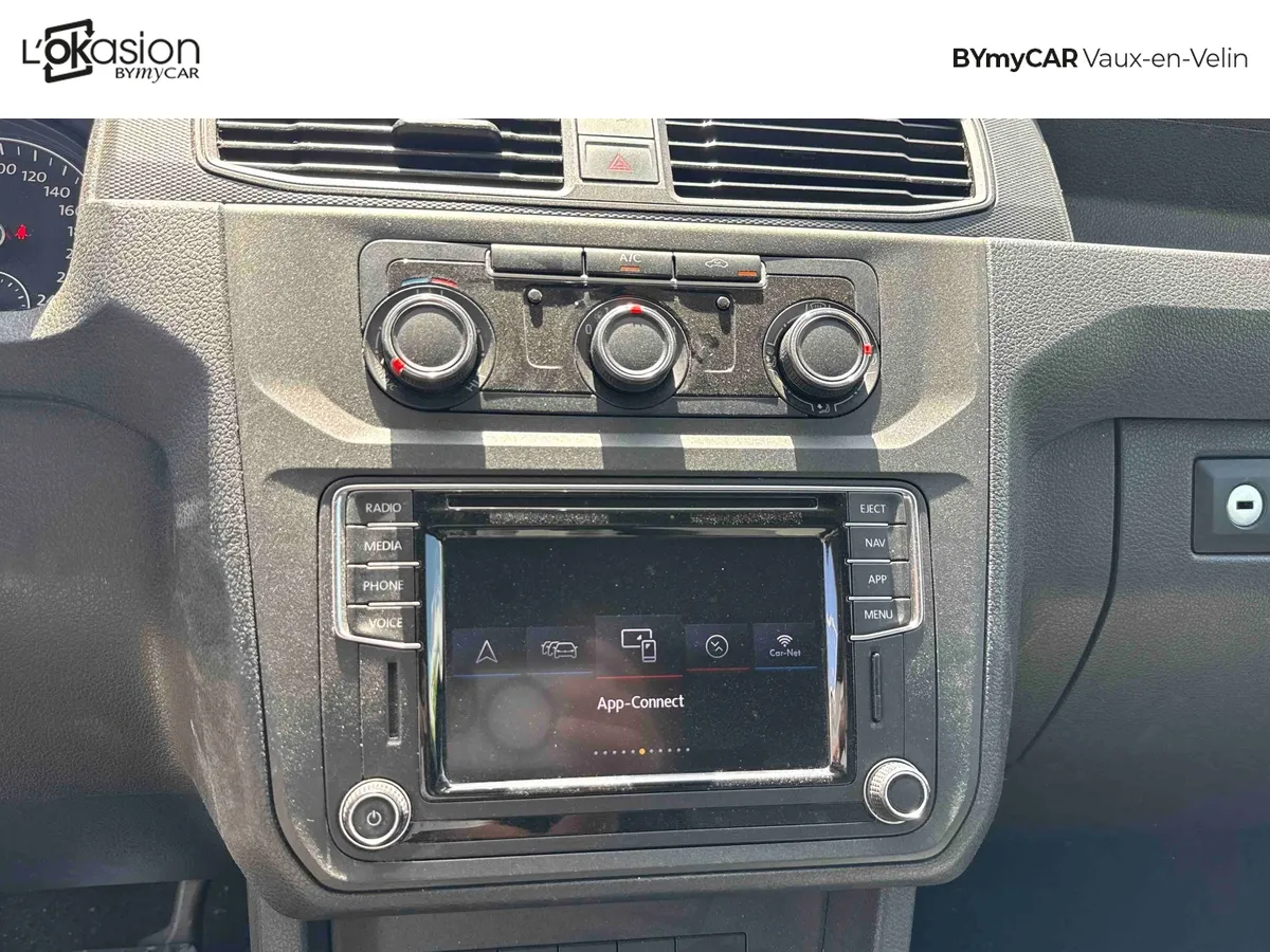 VOLKSWAGEN CADDY VAN BUSINESS LINE - photo 11