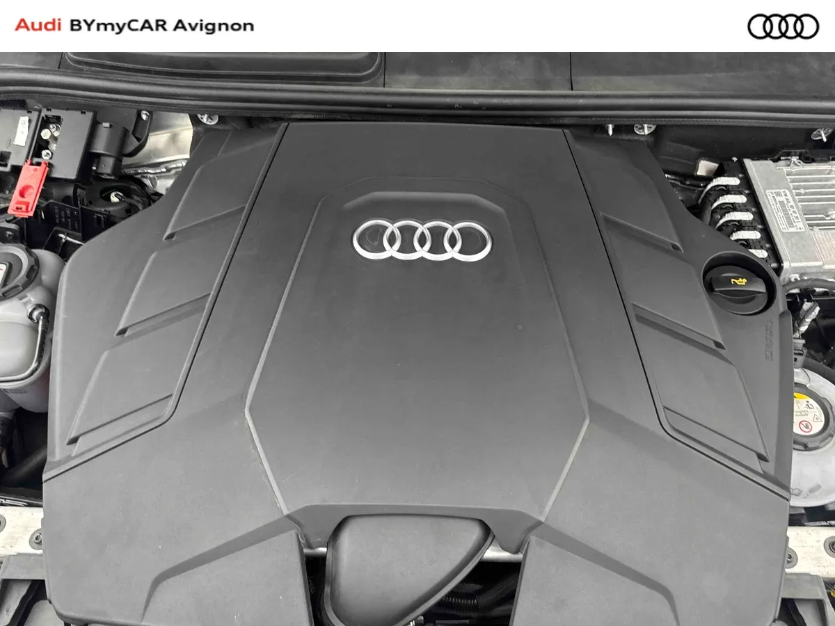 AUDI Q7 S line - photo 22