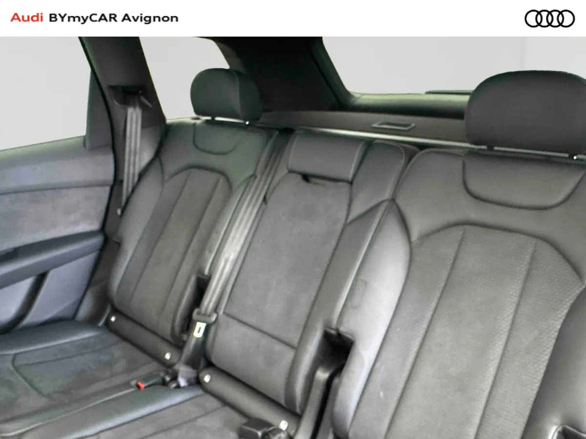 AUDI Q7 S line - photo 30