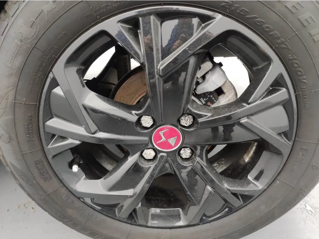 Acheter une ds DS DS3 Crossback PureTech 130 EAT8 Performance Line d’occasion avec 27200km disponible immédiatement - photo 30